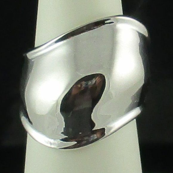 RLM Studio Sterling Domed Ring - Size 5 - Picture 4 of 8